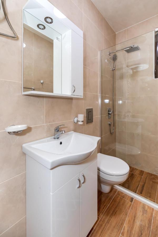 Kaom Lux Apartment Dobra Voda Exterior photo