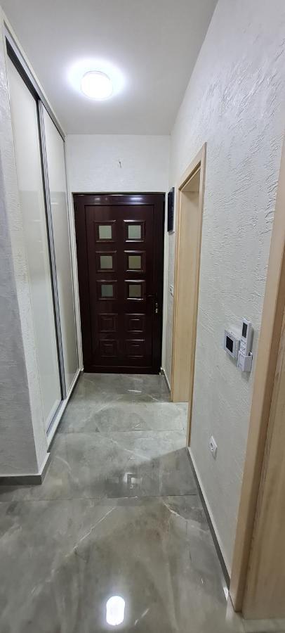 Kaom Lux Apartment Dobra Voda Exterior photo